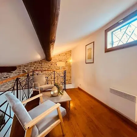 Le Phenix Apartment Nimes