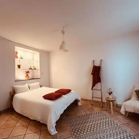 Le Phenix Apartment